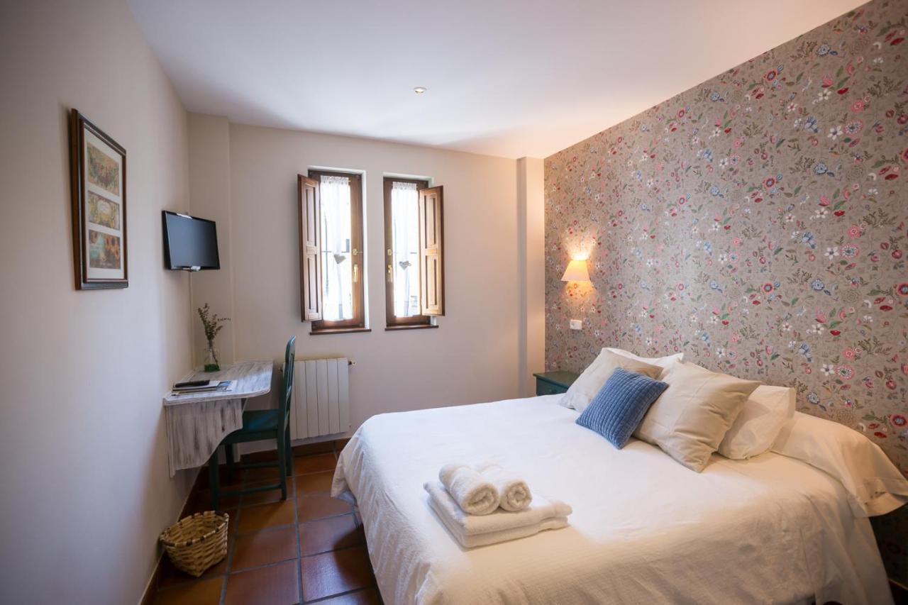 La Fuentona De Ruente Hotell Exteriör bild